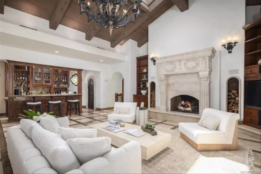 6568 La Valle Plateada, Rancho Santa Fe, CA 92067