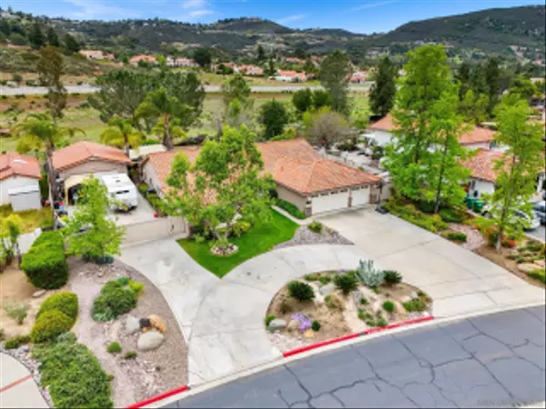 Alpine, CA 91901,8873 Hunter Pass