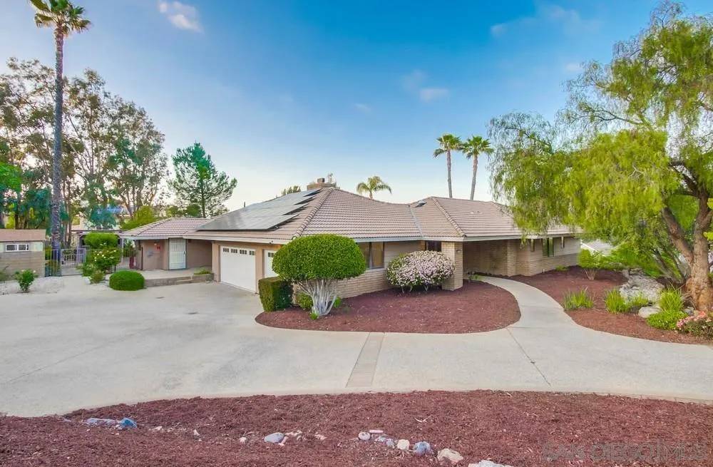 Ramona, CA 92065,15226 Moonglow Dr