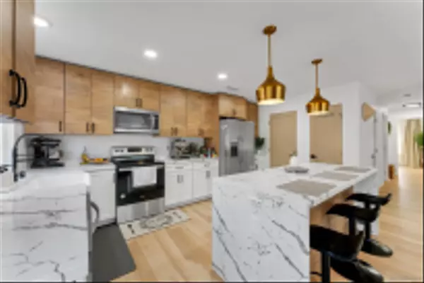 El Cajon, CA 92021,1622 Summertime Dr