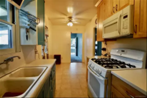 Lemon Grove, CA 91945,7553 Cuyamaca Ave