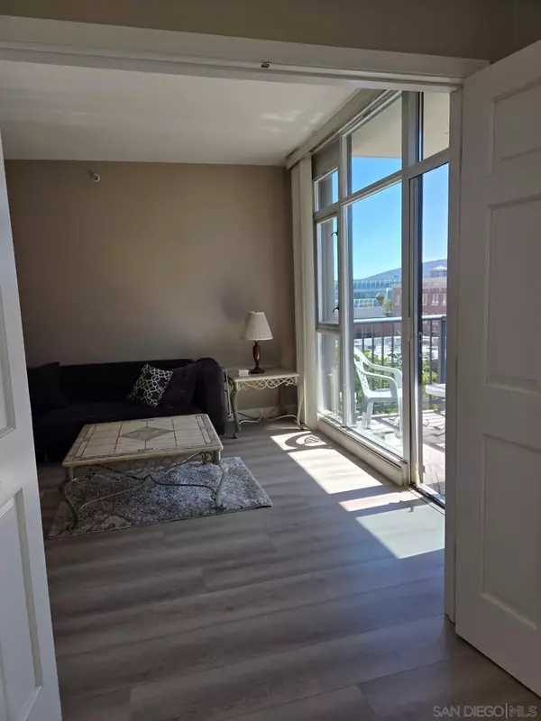 San Diego, CA 92101,530 K St #511
