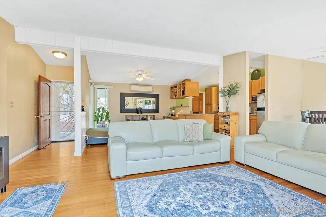 San Diego, CA 92123,3031 Larkin Pl