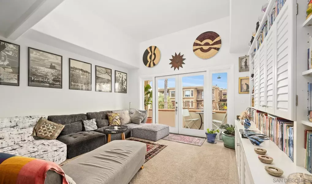 7560 Eads Ave #11, La Jolla, CA 92037