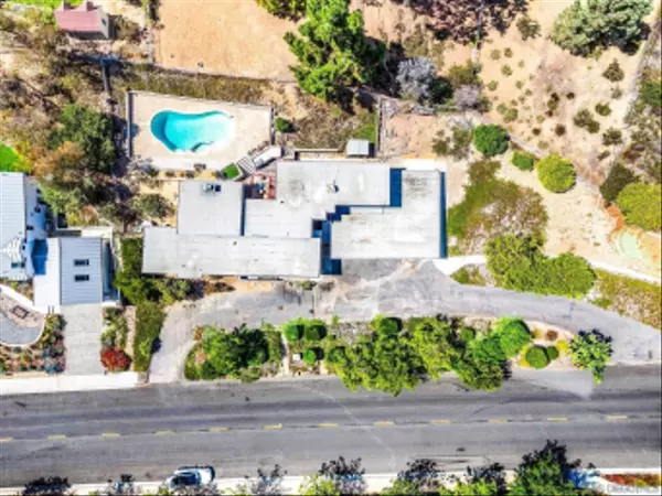 Cardiff By The Sea, CA 92007,1864 N Lake Dr North