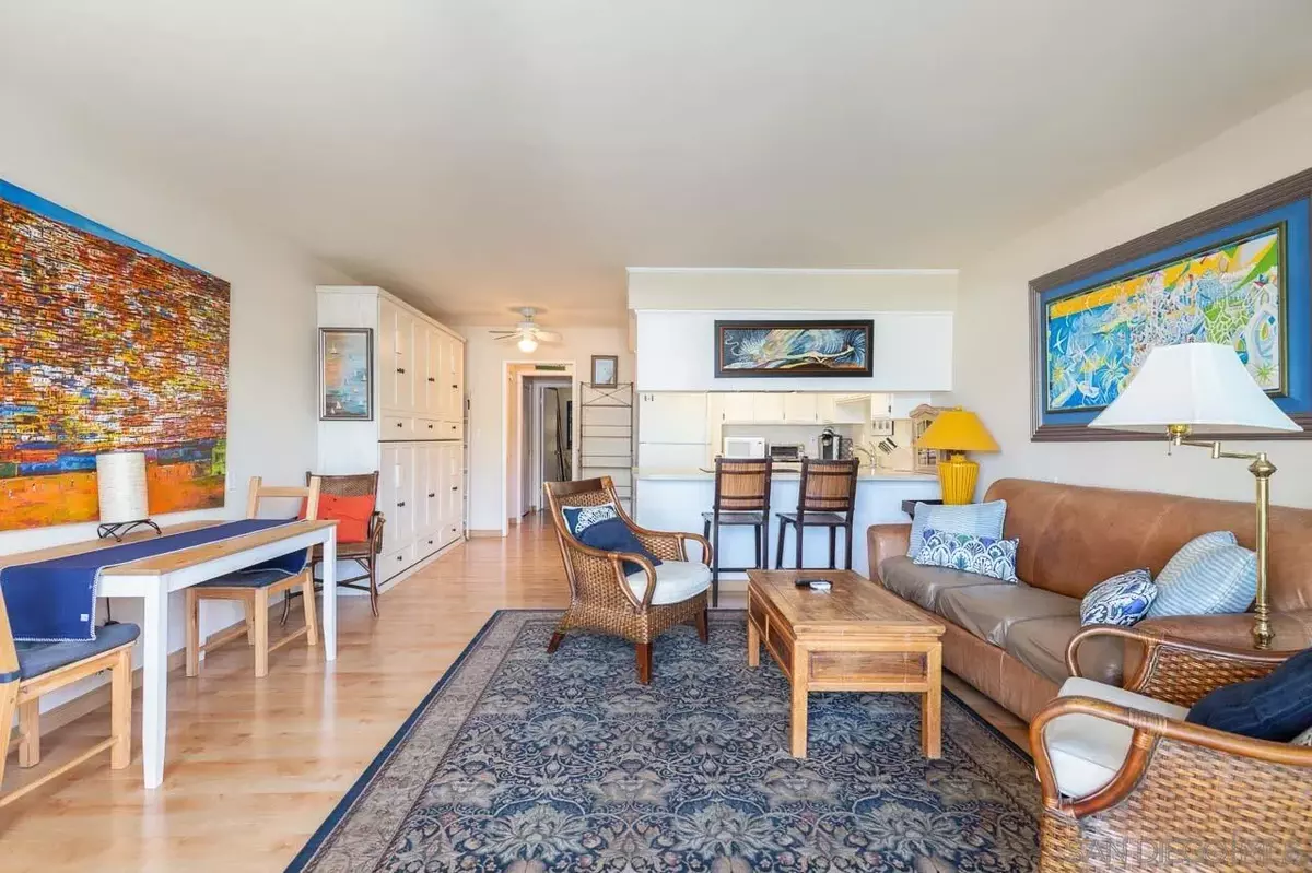 Coronado, CA 92118,1638 Pomona