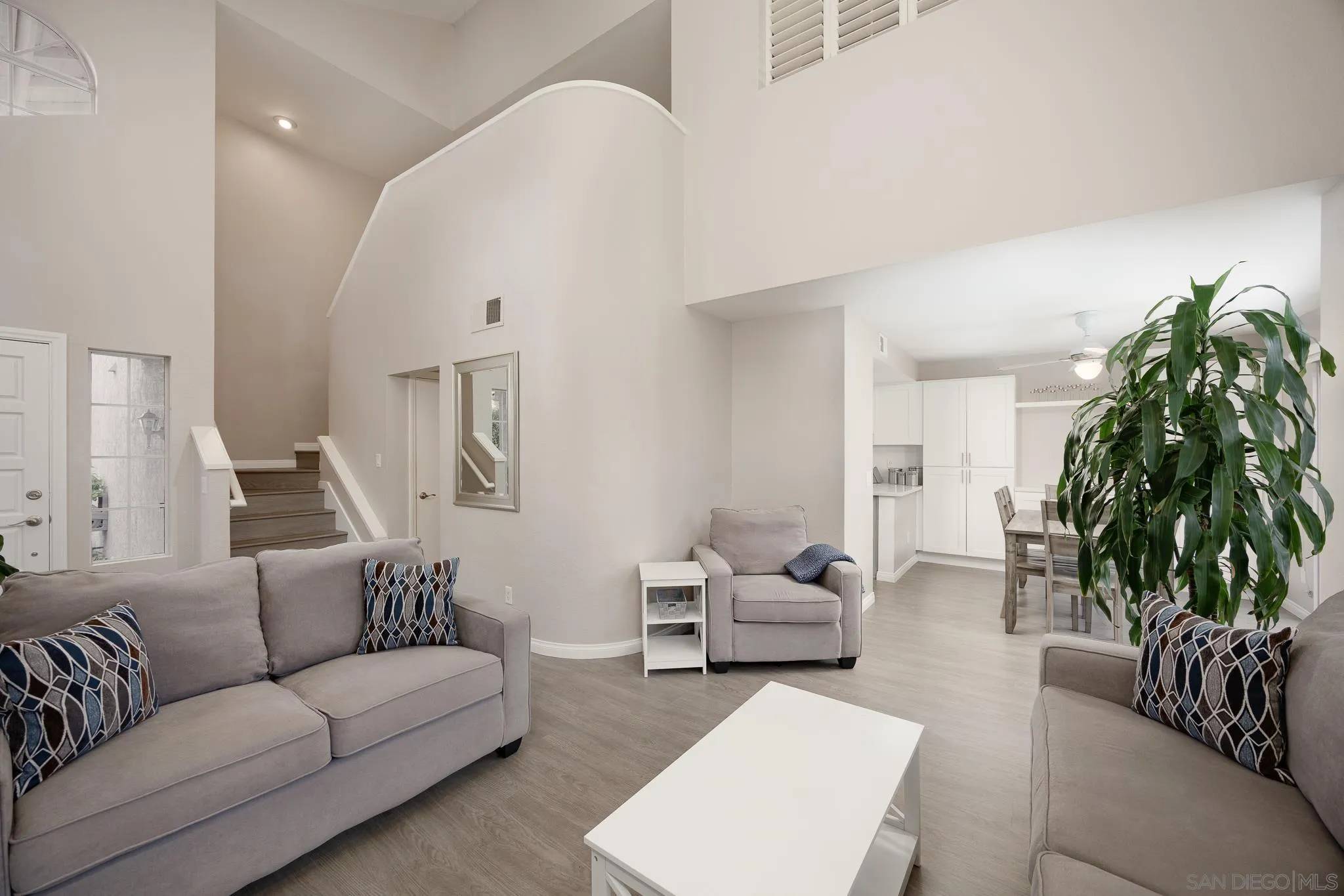 El Cajon, CA 92019,11944 Avenida Marcella