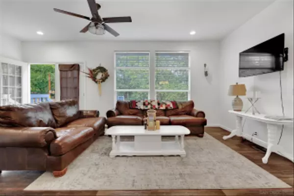 Julian, CA 92036,4942 Heise Park Rd