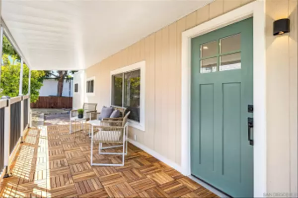 Santee, CA 92071,8301 Mission Gorge Rd #170
