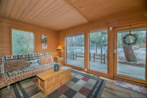 Big Bear Lake, CA 92315,39470 Lake Dr
