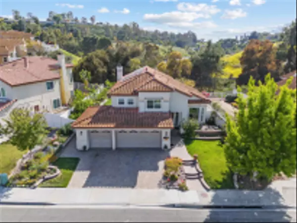 Oceanside, CA 92057,1205 Masterpiece Dr