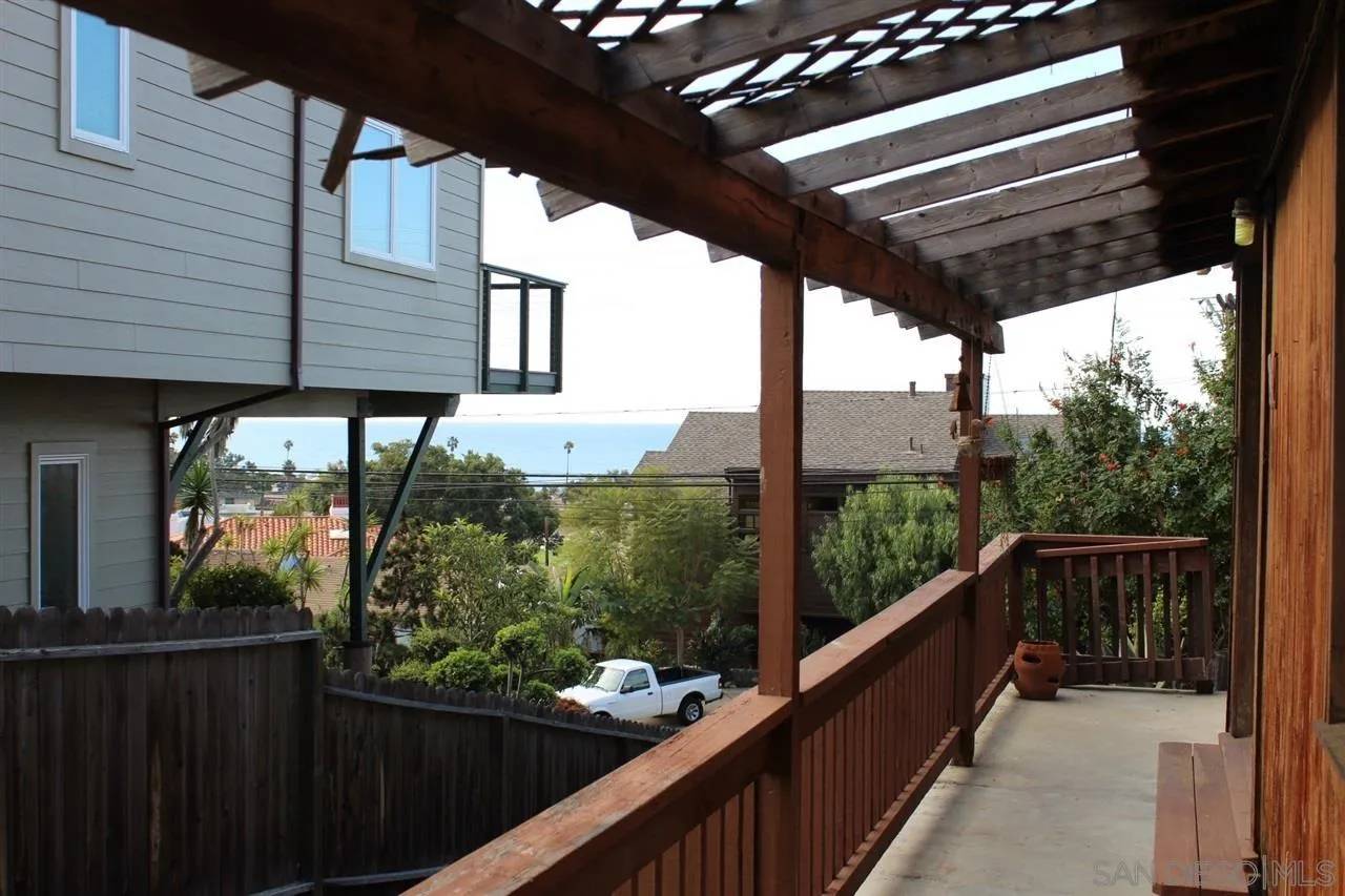 1823 WESTMINSTER #B, Cardiff By The Sea, CA 92007
