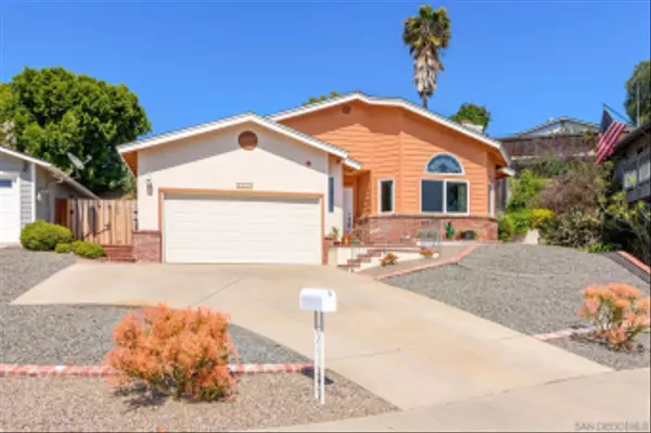 9919 Sorrel Ave, Lakeside, CA 92040