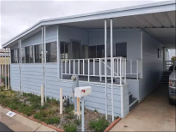 Vista, CA 92084,1010 E Bobier Dr #81