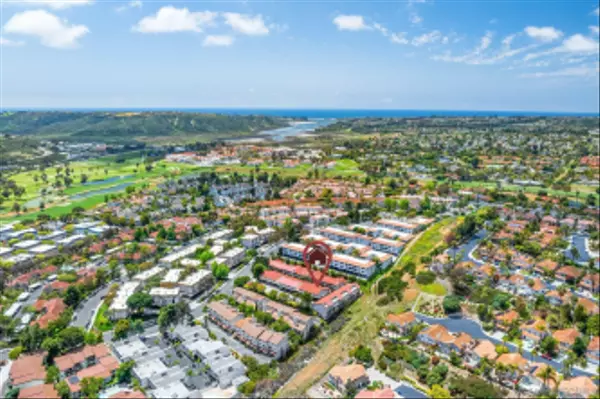 Carlsbad, CA 92009,2352 Altisma Way #15