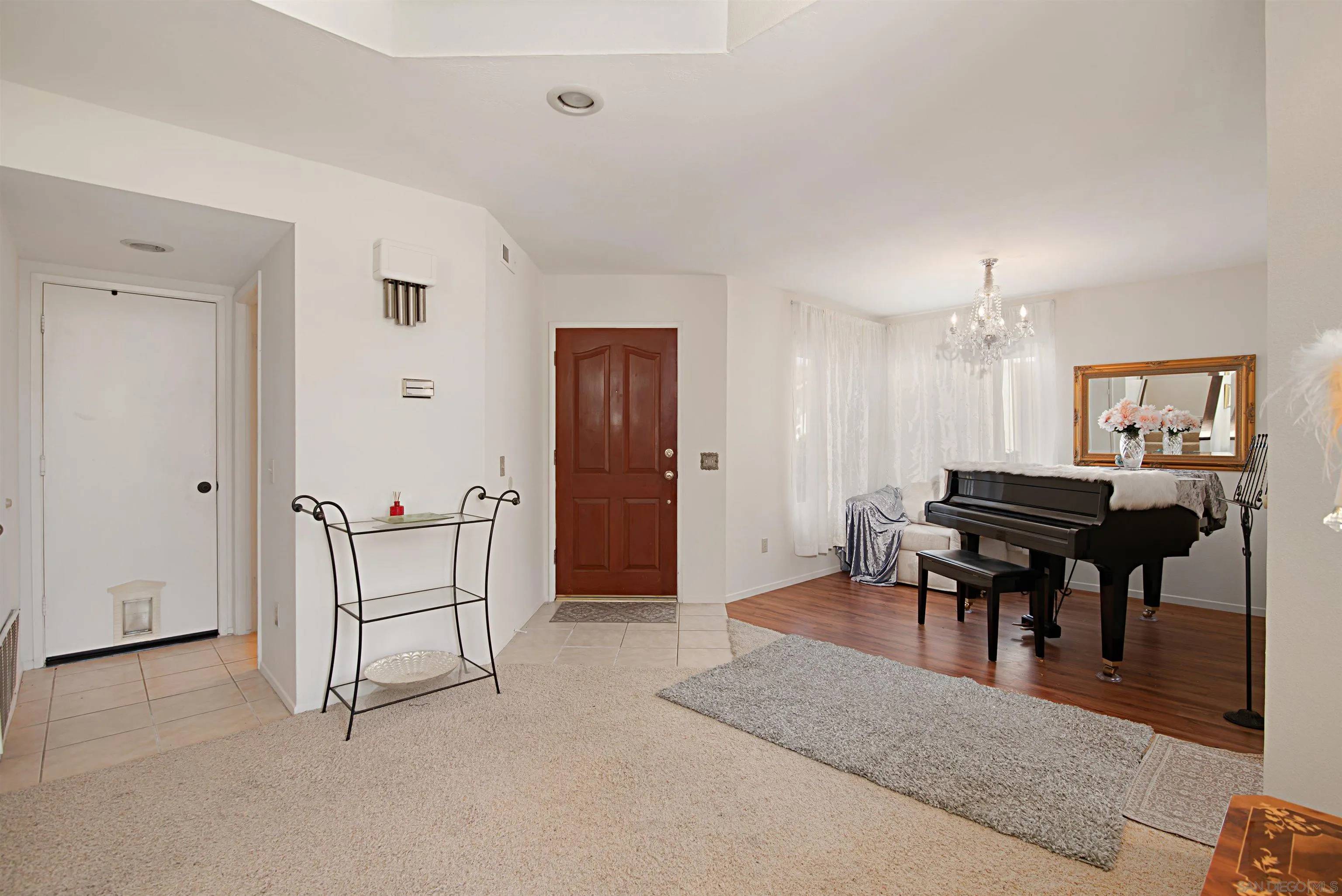 San Diego, CA 92129,8695 Rideabout Ln