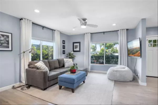 San Diego, CA 92116,4407 Bancroft St