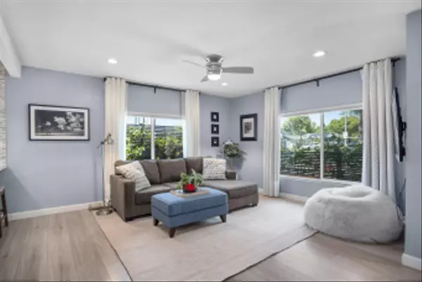 San Diego, CA 92116,4407 Bancroft St