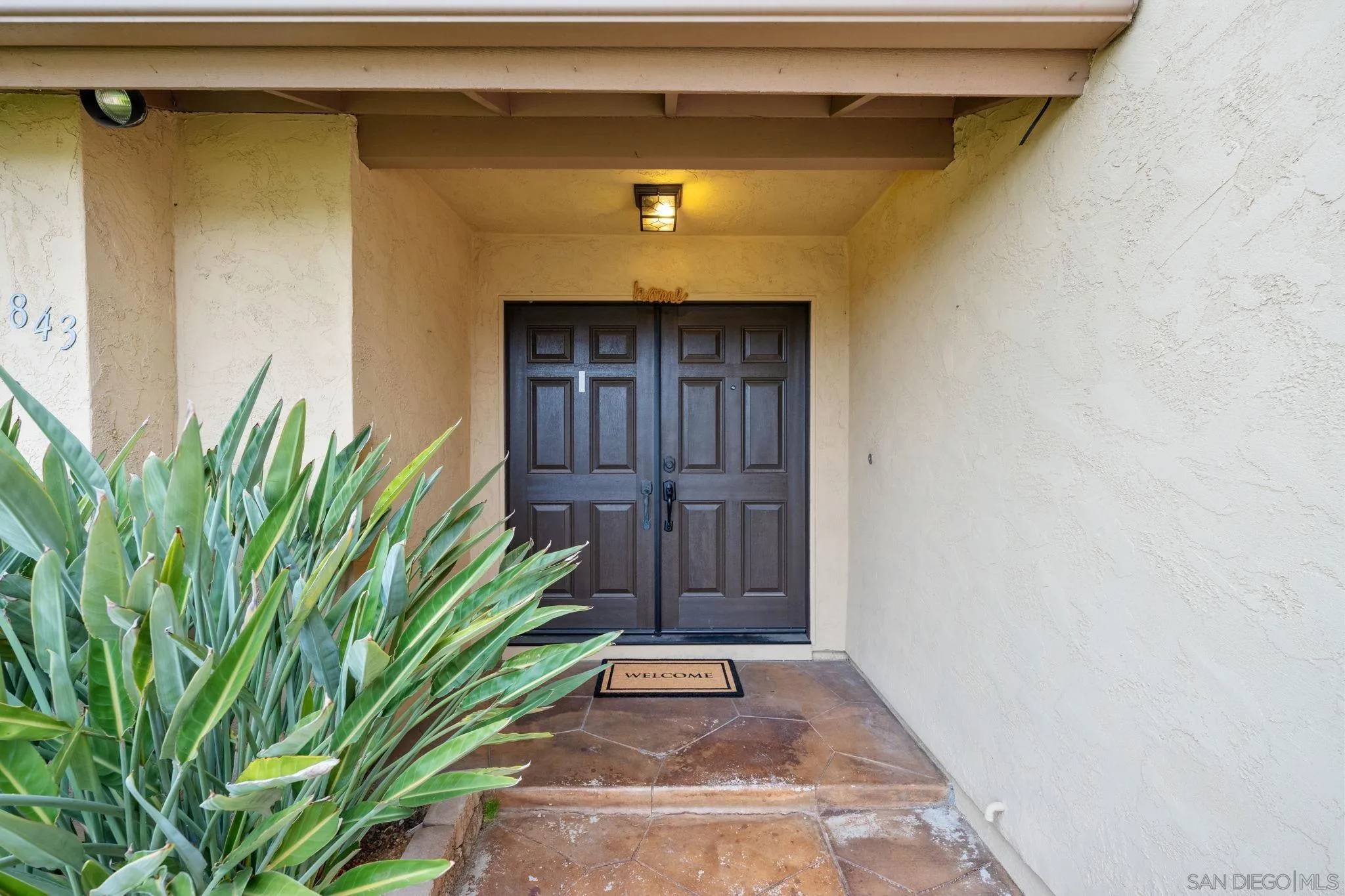 Bonita, CA 91902,5843 Central Ave