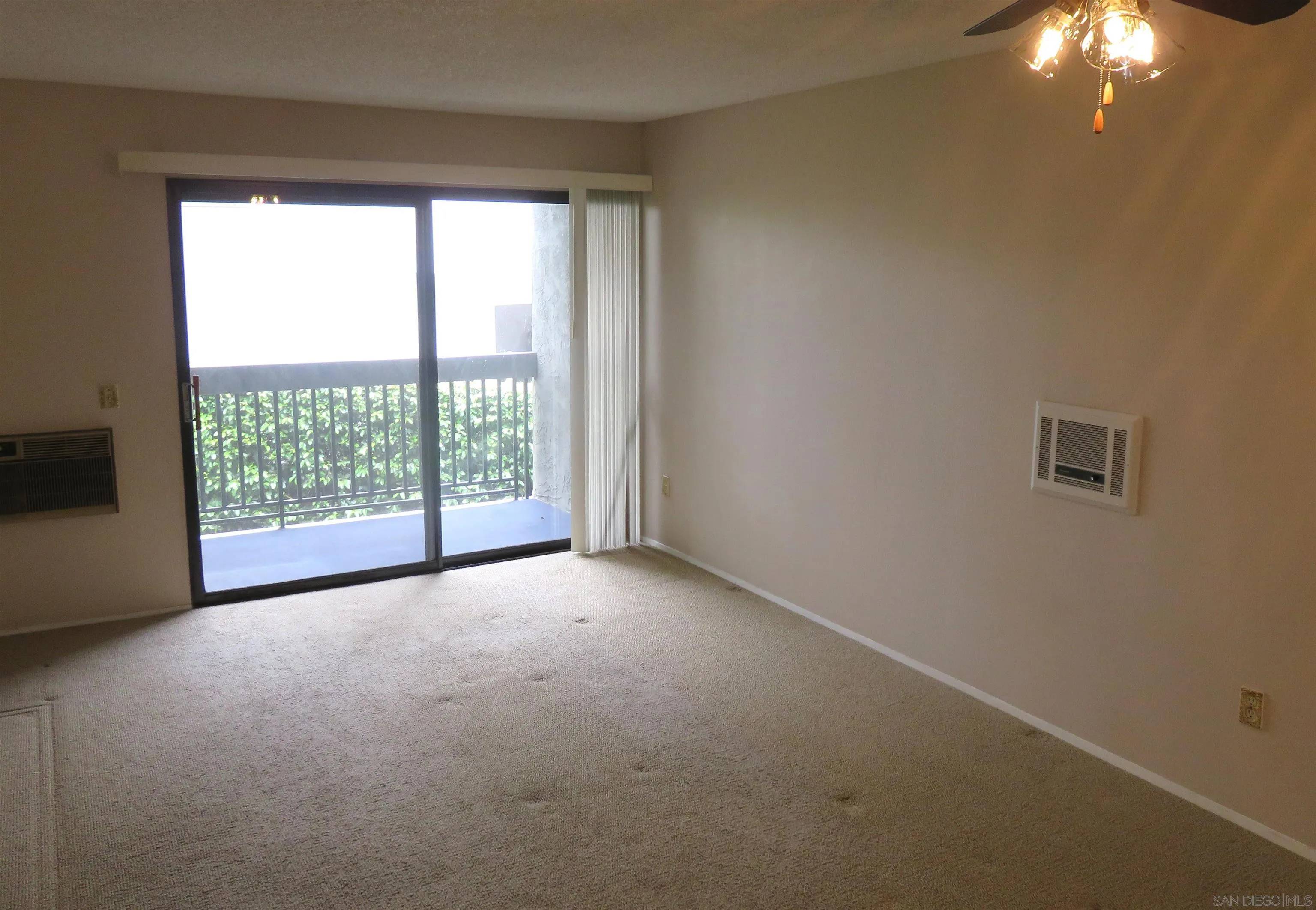 San Diego, CA 92115,6650 Amherst St #5B