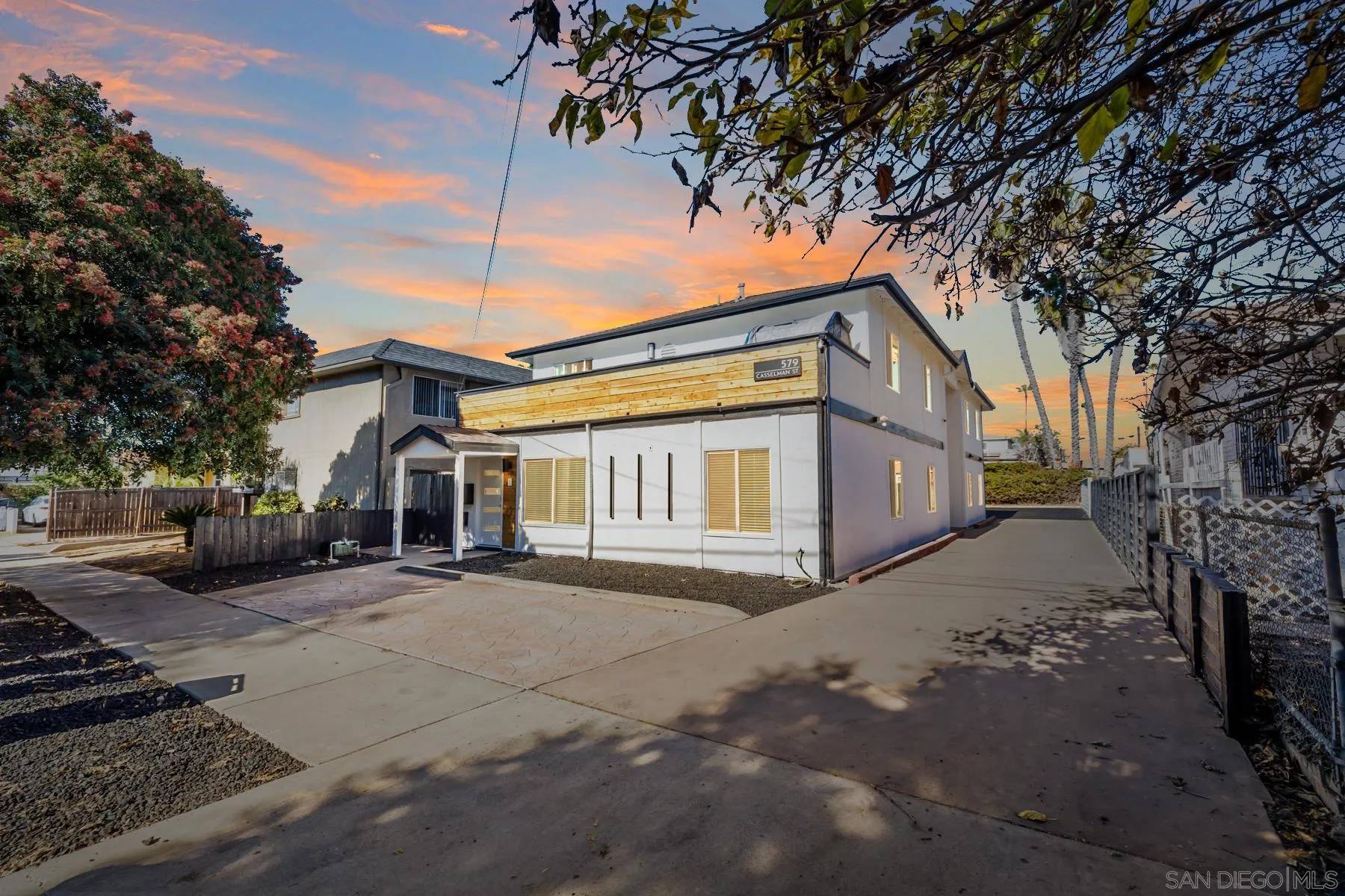 Chula Vista, CA 91910,579 Casselman St