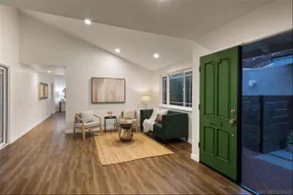 Encinitas, CA 92024,1736 Hill Top Lane