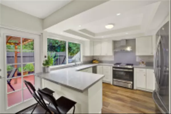 Bonita, CA 91902,3069 Plaza Natalia