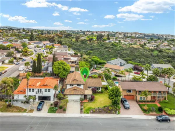 San Diego, CA 92120,5785 Eldergardens