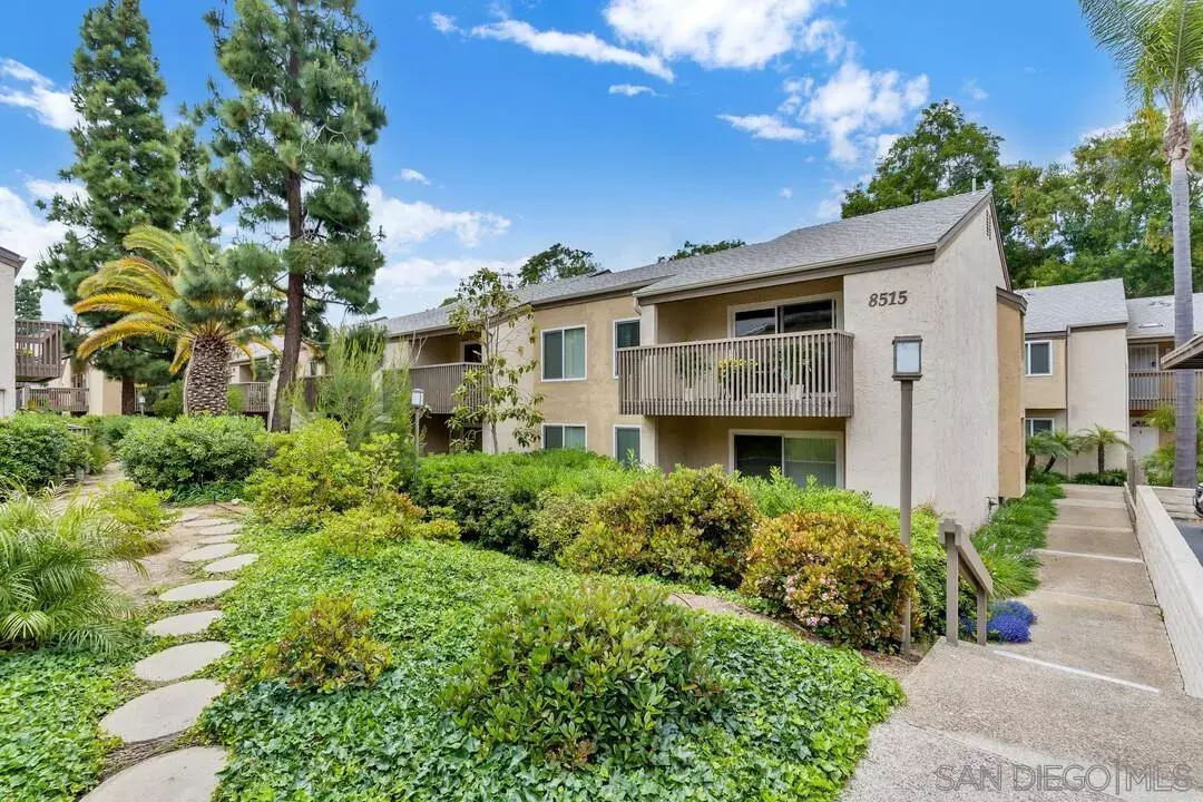 La Jolla, CA 92037,8515 Villa La Jolla Drive #C