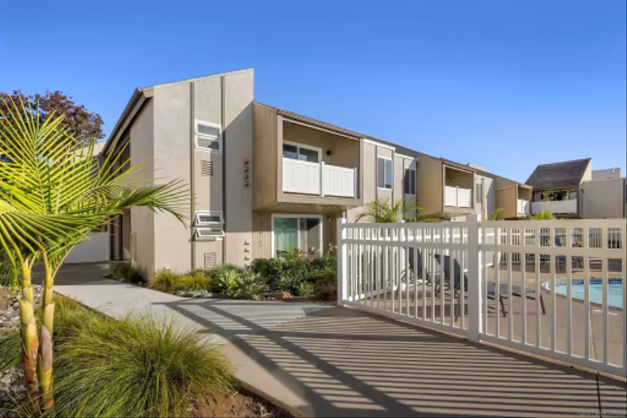 8036 Linda Vista Road #2P, San Diego, CA 92111