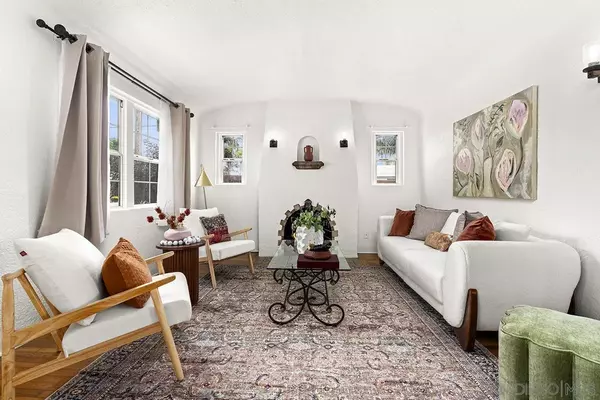 San Diego, CA 92104,3304 33rd St