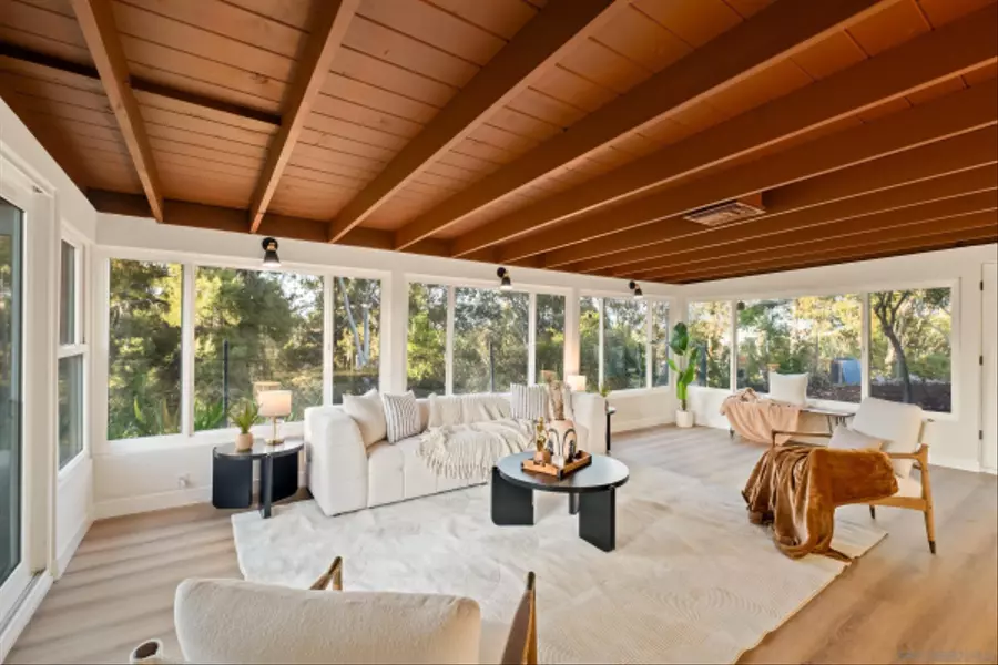 7456 Ballinger Ave, San Diego, CA 92119