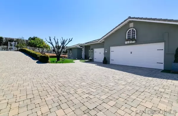 Alpine, CA 91901,756 Hale Drive