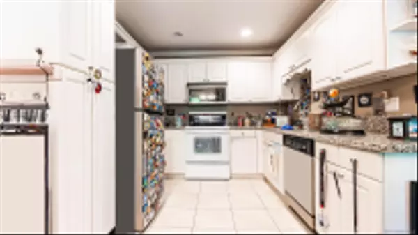 Vista, CA 92083,699 Ascot Dr