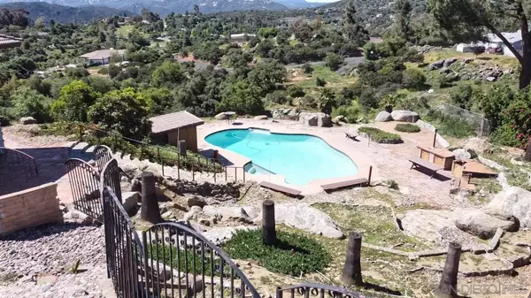 Alpine, CA 91901,1958 Highlands View Rd