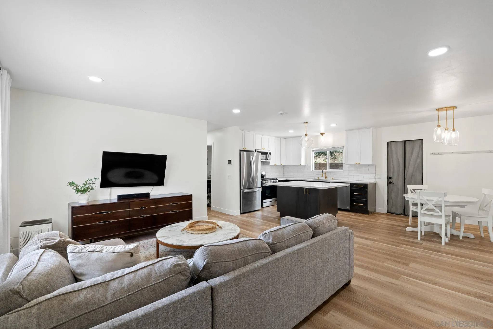 Lakeside, CA 92040,12244 Lakeshore Drive