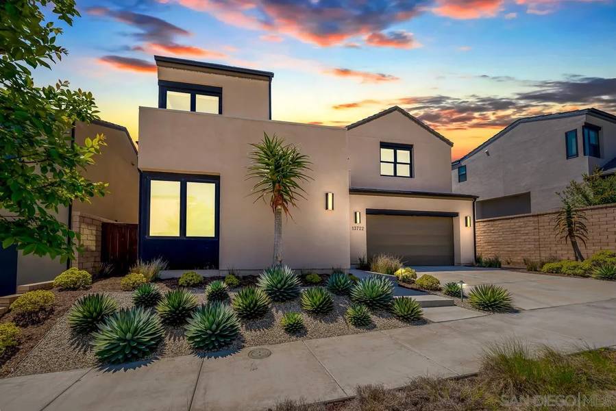 13722 Canyon Loop Trl, San Diego, CA 92130