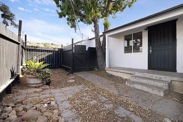 Spring Valley, CA 91977,2610 Helix st