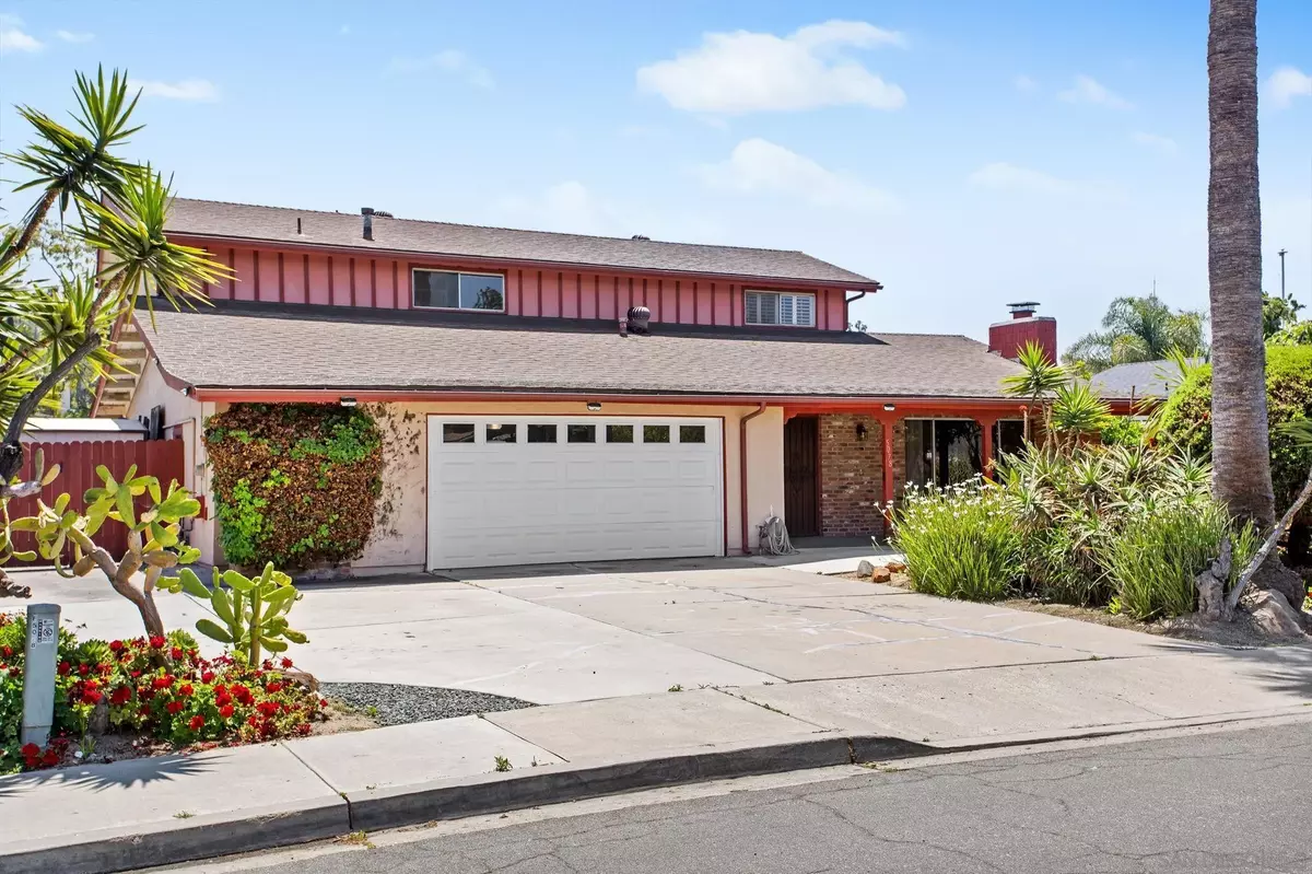 Bonita, CA 91902,5078 Glen View Pl