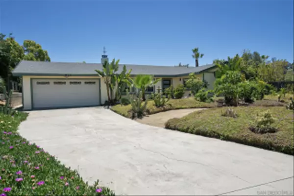 Fallbrook, CA 92028,913 Buena Rosa Court