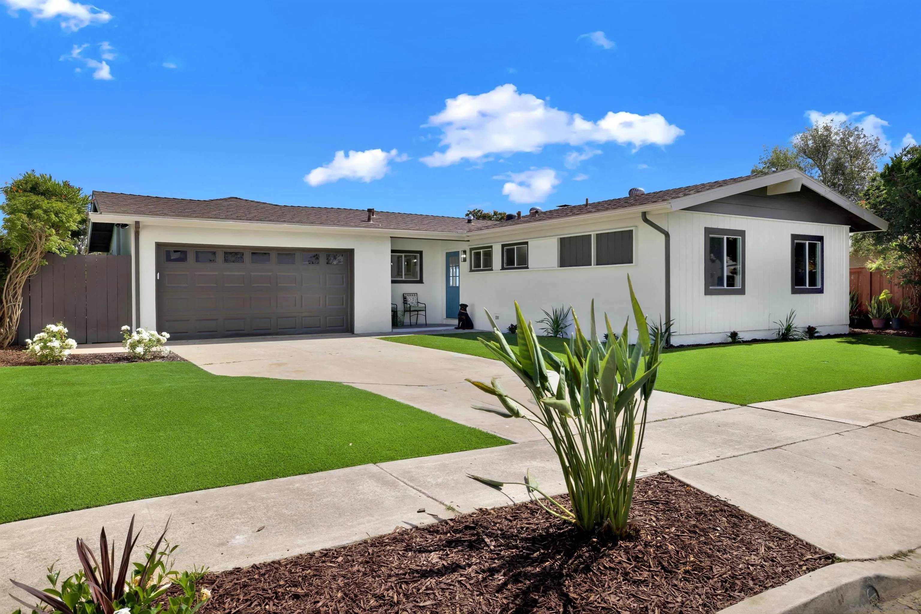 San Diego, CA 92111,5403 Via Carancho
