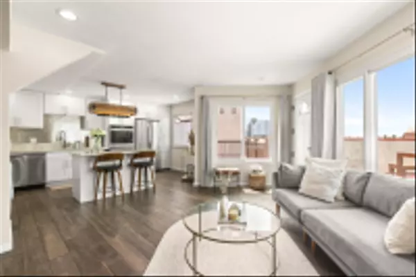 4494 Mentone St #21, San Diego, CA 92107