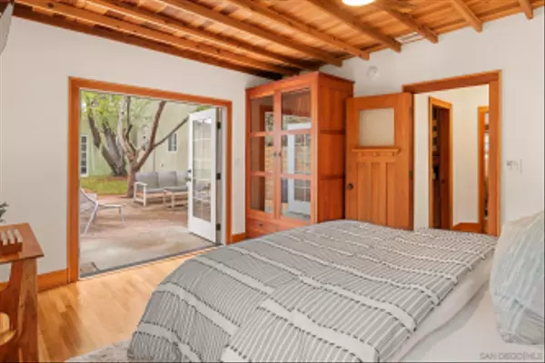 San Diego, CA 92116,4605-4607 Terrace Dr