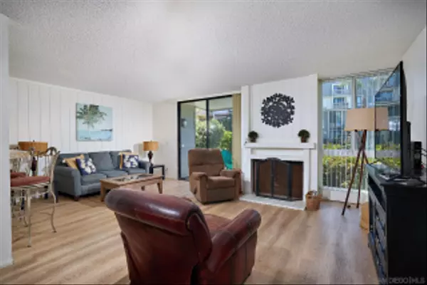 Oceanside, CA 92054,999 N Pacific St #C3