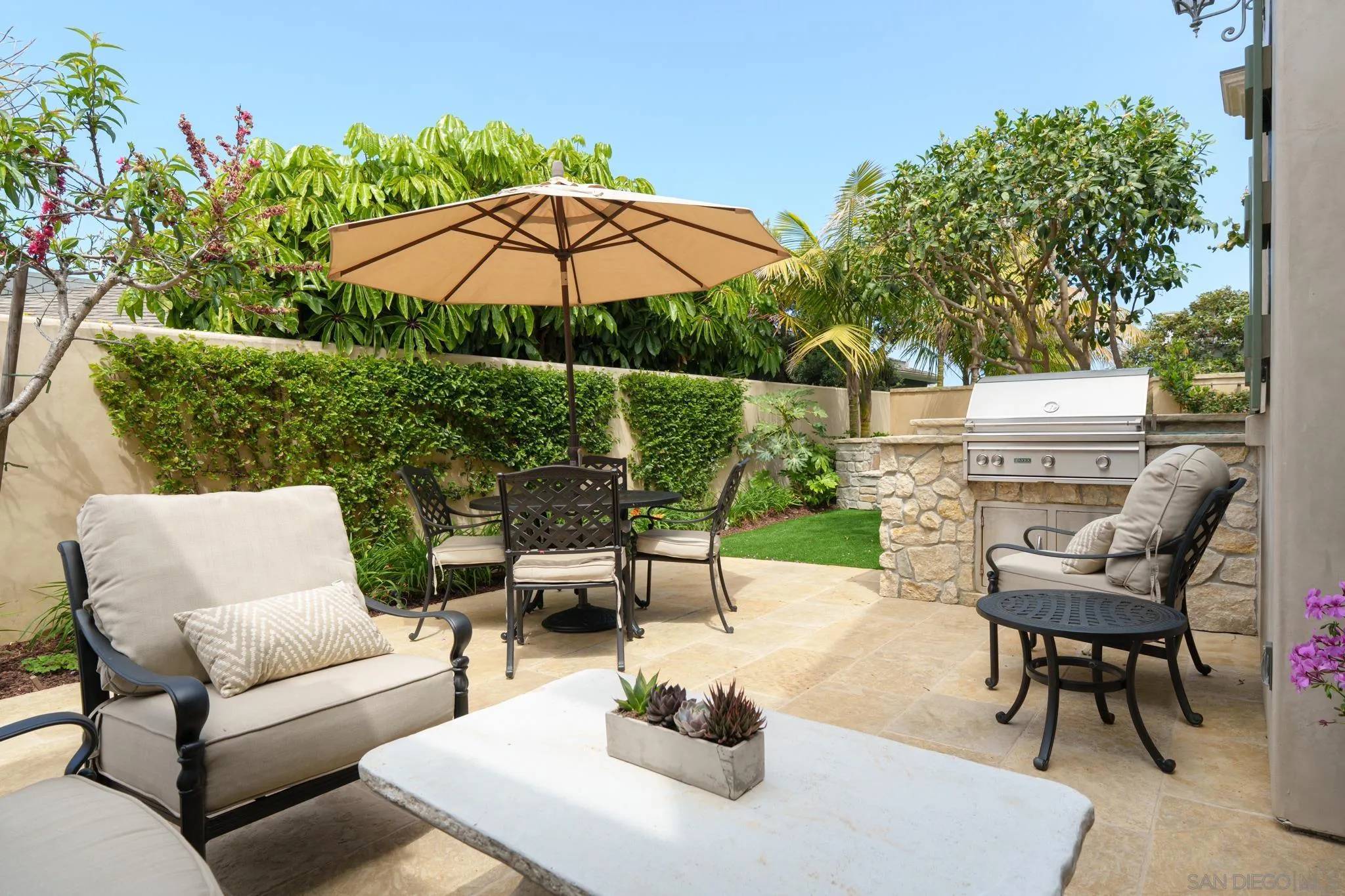 Del Mar, CA 92014,730 Stratford Court