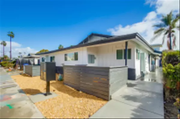 San Diego, CA 92115,4527-29 63rd