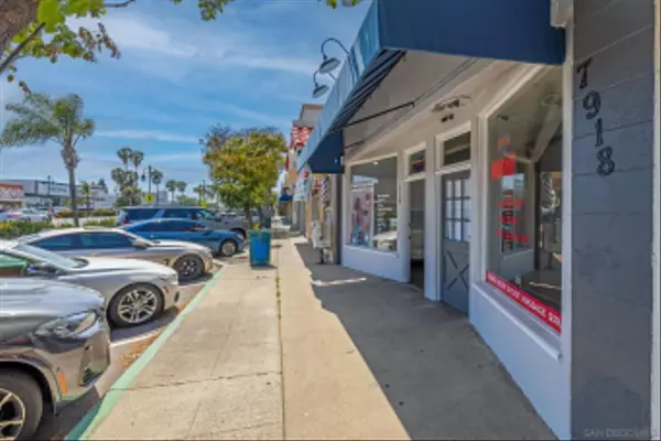 Lemon Grove, CA 91945,7918 Broadway