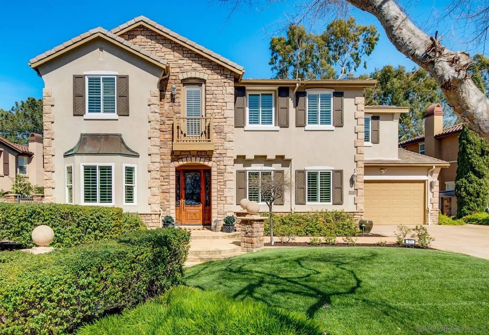 571 Lynwood Dr, Encinitas, CA 92024