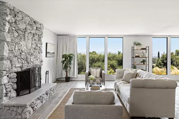 Escondido, CA 92029,1109 Via La Cuesta