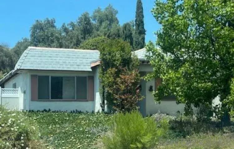 Santee, CA 92071,9324 Las Lomas Dr